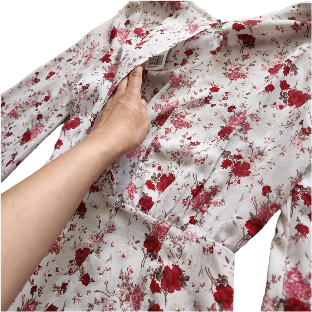 Floral Romper - Picture 3 of 5